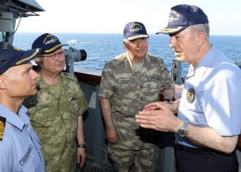Ο Τούρκος ΥΠΑΜ κατηγορεί την Ελλάδα γιατί με τις ΝΑΥΤΕΧ …Παρενοχλεί την Τουρκία !!!