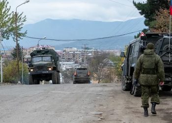 Επιστρέφουν οι Αρμένιοι πρόσφυγες στο «Ναγκόρνο-Καραμπάχ»… συνοδεία Ρωσικών Δυνάμεων