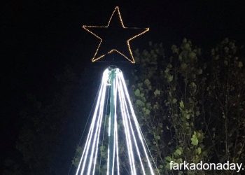 Χριστουγεννιάτικα τραγούδια ακούγονται από τα μεγάφωνα του Δήμου στην Φαρκαδόνα
