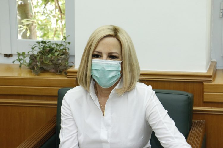 Γεννηματά: Θα εμβολιαστώ στις 4 Ιανουαρίου