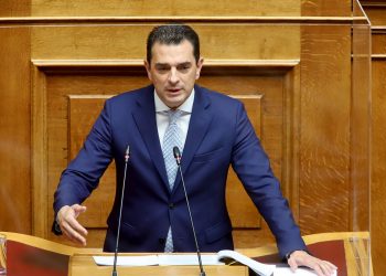 Επικοινωνία Σκρέκα με Κικίλια για τον έγκαιρο εμβολιασμό των οδοντιάτρων για την Covid-19