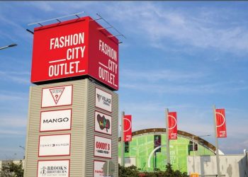 Fashion City Outlet: Σε πλήρη λειτουργία τα εμπορικά καταστήματα στην περίοδο των χειμερινών εκπτώσ