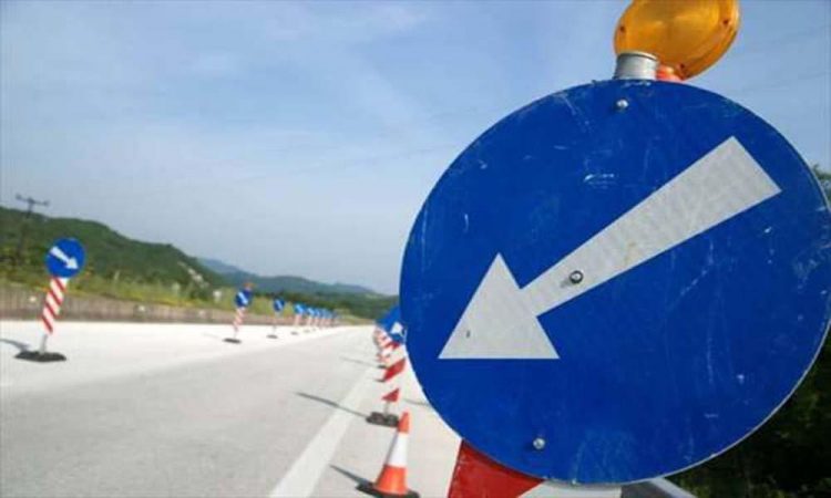 Αποκαταστάθηκε η κυκλοφορία των οχημάτων στην επαρχιακή οδό Κλοκοτού – Μαραθέας