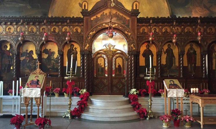 Η εκκλησία προσφεύγει στο ΕΣΡ κατά τηλεοπτικών σταθμών για τα πλάνα από τα Θεοφάνια