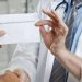 Συνελήφθη ορθοπεδικός – χειρουργός του Ασκληπιείου Βούλας για “φακελάκι“