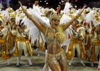 Βραζιλία: Δεν θα διεξαχθεί το καρναβάλι του Ρίο τον Ιούλιο