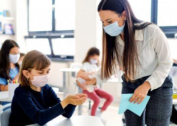 Χωρίς προβλήματα πραγματοποιήθηκε στο Δήμο Φαρκαδόνας η επιστροφή στα θρανία