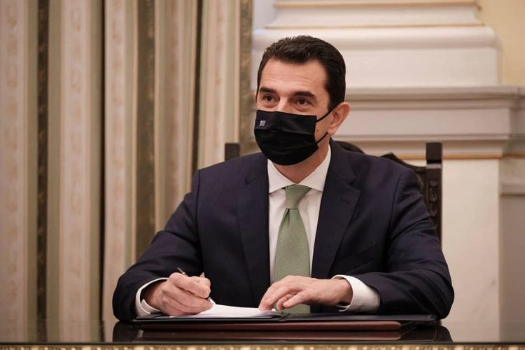 Με θρησκευτικό όρκο ορκίστηκε υπουργός Ενέργειας ο Κώστας Σκρέκας (BINTEO)