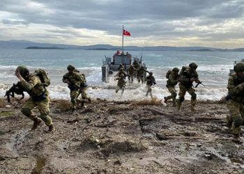 Δημιουργία αμυντικού άξονα Τουρκίας-Πακιστάν-Αζερμπαιτζάν – Εξελίξεις στη Μεσόγειο