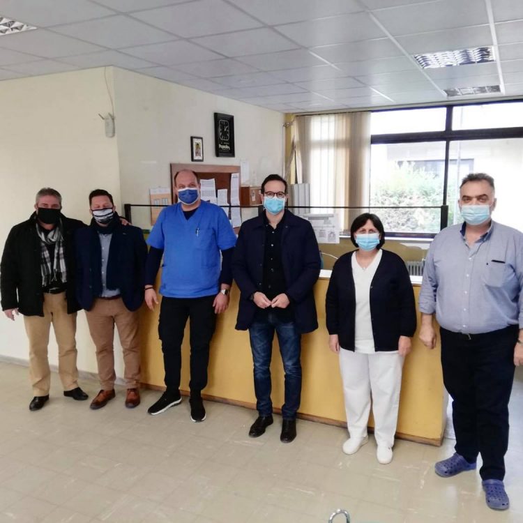Ενίσχυση των ΚΥ Πύλης και Καλαμπάκας ζητάει ο Χατζηγάκης