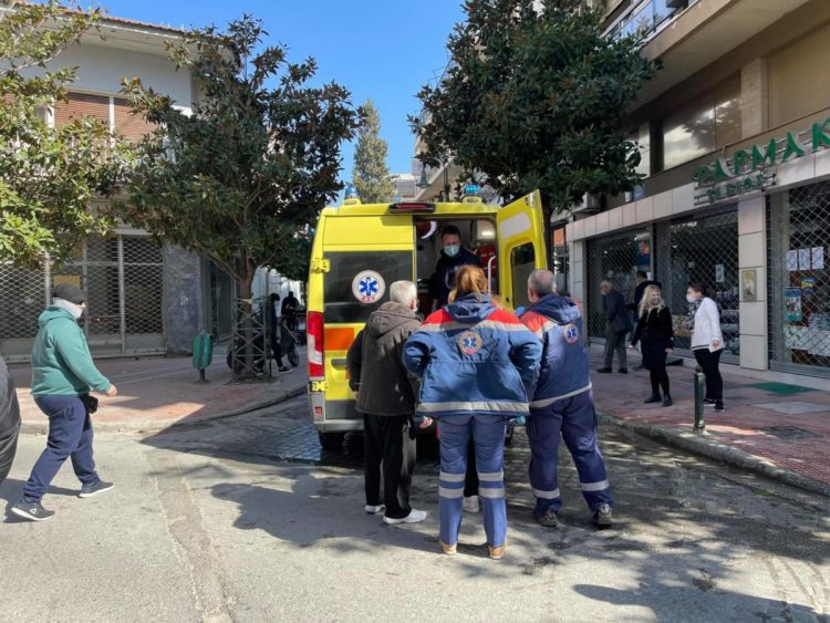 Ηλικιωμένος παρασύρθηκε από αυτοκίνητο στο κέντρο της Λάρισας