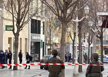 Βρέθηκε κομμένο κεφάλι μέσα σε κουτί!