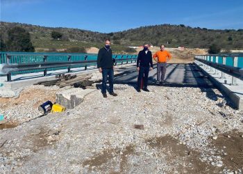 Ολοκληρώνονται οι εργασίες κατασκευής της νέας γέφυρας στο Διάσελο Τρικάλων