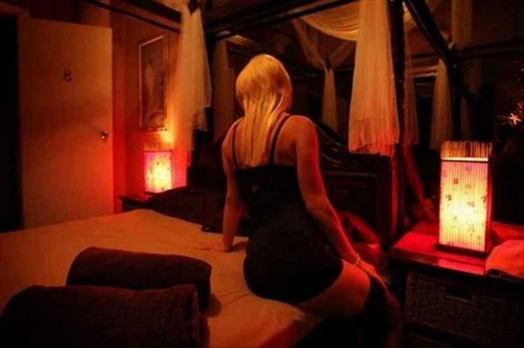Οίκος ανοχής «βαφτίστηκε» ιατρείο κινησιοθεραπείας και δέχονταν πελάτες