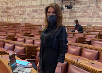 Κατερίνα Παπακώστα: Ελλιποβαρής η κριτική του ΣΥΡΙΖΑ