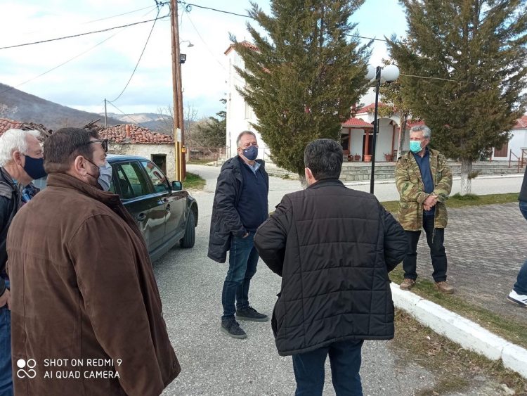 Σύσκεψη Μιχαλάκη και Αντιδημάρχων για την αντιμετώπιση των προβλημάτων στον Λογγά