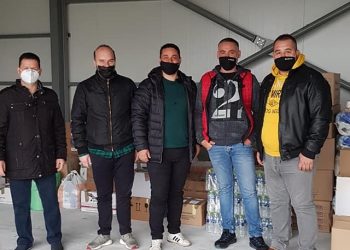 Όλοι μαζί ενωμένοι, μπορούμε να καταφέρουμε πολλά