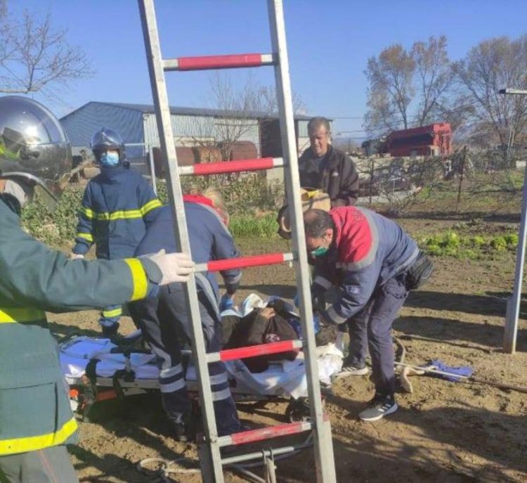 Σε φρεάτιο λυμάτων έπεσε 67χρονη στον Πλατύκαμπο
