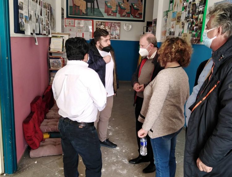 Παπαδόπουλος και Χάιδος στις πληγείσες από τον καταστροφικό σεισμό περιοχές του Δήμου Φαρκαδόνας