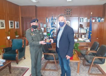 Συνάντηση Χρήστου Μιχαλάκη με τον απερχόμενο Διοικητή της ΣΜΥ