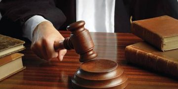 Quiz:  Ποιος εν ενεργεία αντιδήμαρχος του δήμου Φαρκαδόνας τίθεται σε αργία;;;;;;