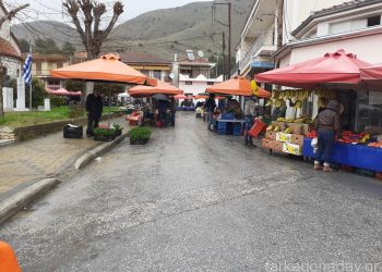 Περιορισμένη η κίνηση στην λαϊκή αγορά της Φαρκαδόνας
