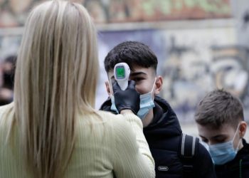 Άνοιγμα σχολείων στις 5 Απριλίου με self test – Οι νέες προτάσεις
