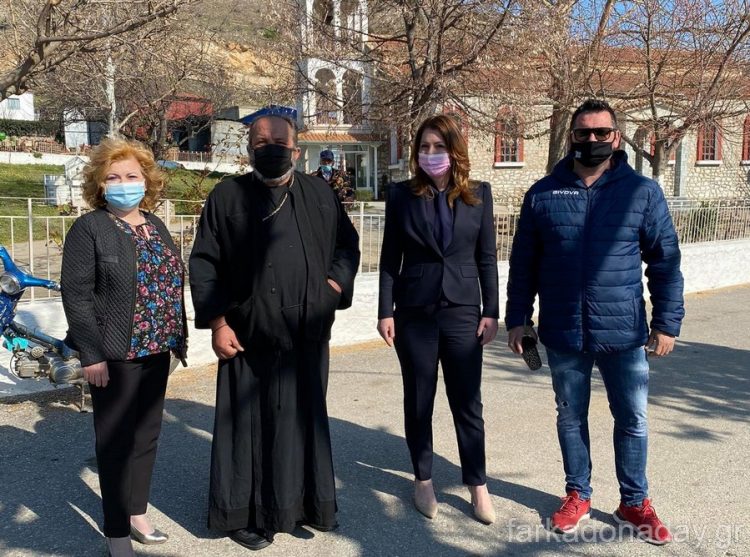 Αμείωτο το ενδιαφέρον της Κατερίνας Παπακώστα για τους σεισμοπαθείς  του Δήμου Φαρκαδόνας