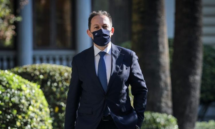 Επίσκεψη Πέτσα  στο σεισμόπληκτο  Ζάρκο