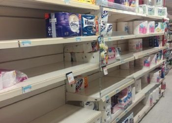 Τρικαλινές «άδειασαν» super market  και… συνελήφθησαν