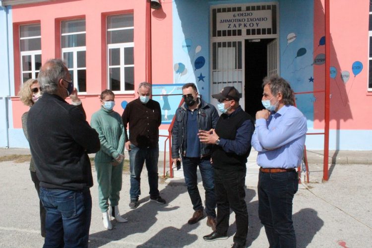 Συνεχίζονται οι αυτοψίες στον Δ. Φαρκαδόνας – Συντονισμός για την άμεση βοήθεια στους κατοίκους