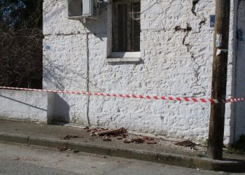 Επί ποδός ο Δήμος Φαρκαδόνας μετά τον σεισμό που έπληξε την περιοχή