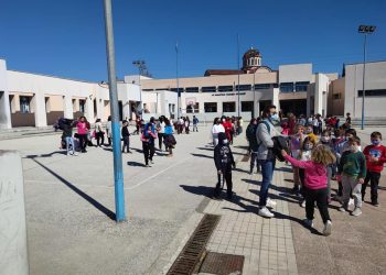 Αναστολή λειτουργίας Δημοτικών Σχολείων και Νηπιαγωγείων της ΠE Τρικάλων για κτηριακό έλεγχο