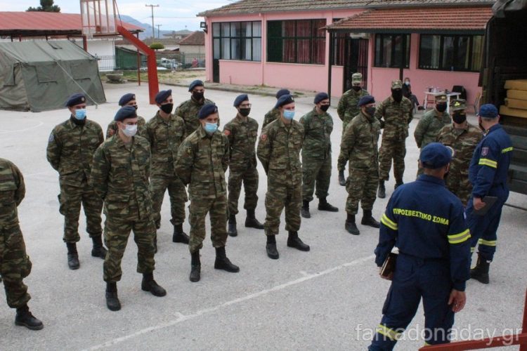 Νυχθημερόν τα «Παιδιά του Στρατού» στο πλευρό των σεισμόπληκτων του Δήμου Φαρκαδόνας