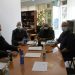 Ο Διευθυντής της Πρωτοβάθμιας στην Φαρκαδόνα για να ενημερωθεί για την κατάσταση στα σχολεία