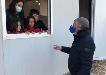 Ένα μήνα μετά τον καταστροφικό σεισμό