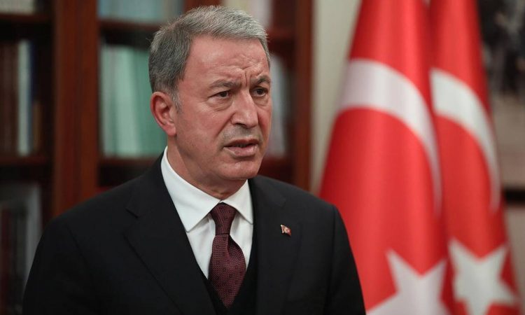O Τούρκος Υπουργός Αμυνας μας δίνει και… συμβουλές! «Οι Έλληνες να κοιτούν το μπόι τους και τα κιλά τους»