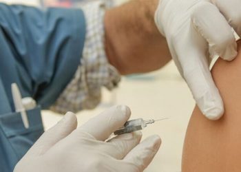 Ξεκινούν την ερχόμενη Δευτέρα οι εμβολιασμοί με Johnson & Johnson: Τι προβλέπει το χρονοδιάγραμμα