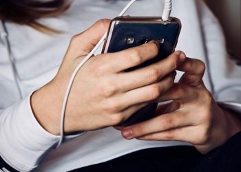 Αποσύρεται η LG από την παγκόσμια αγορά κινητής τηλεφωνίας