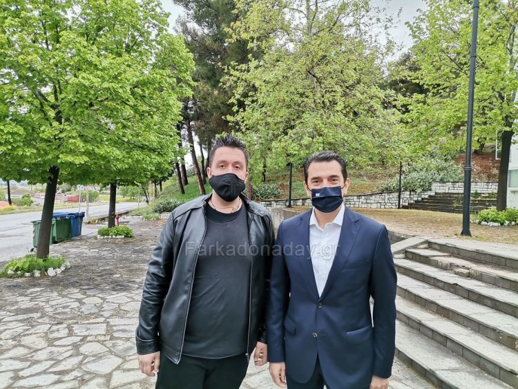 Όλοι ψάχνουν τον Κοσμά…