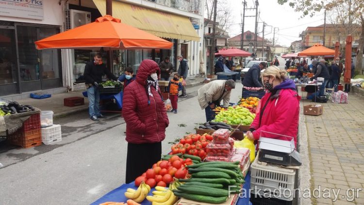 Τα λουλούδια είχαν την τιμητική τους… στην Φαρκαδόνα
