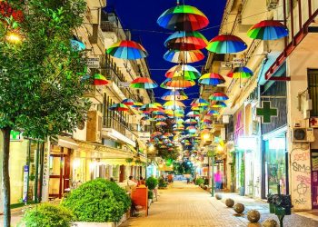 Διεύρυνση του ωραρίου λειτουργίας των καταστημάτων στην αγορά των Τρικάλων τη Μεγάλη Εβδομάδα
