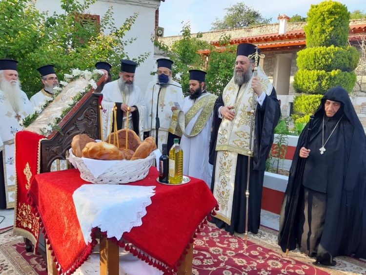 Η ενθρόνιση της Ηγουμένης Αλεξίας στην Ι. Μονή Ζωοδόχου Πηγής στην  Παναγίτσα