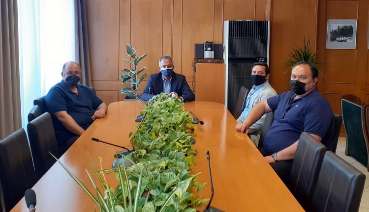 Στον Μιχαλάκη και για το… Πανελλήνιο Δασολογικό Συνέδριο