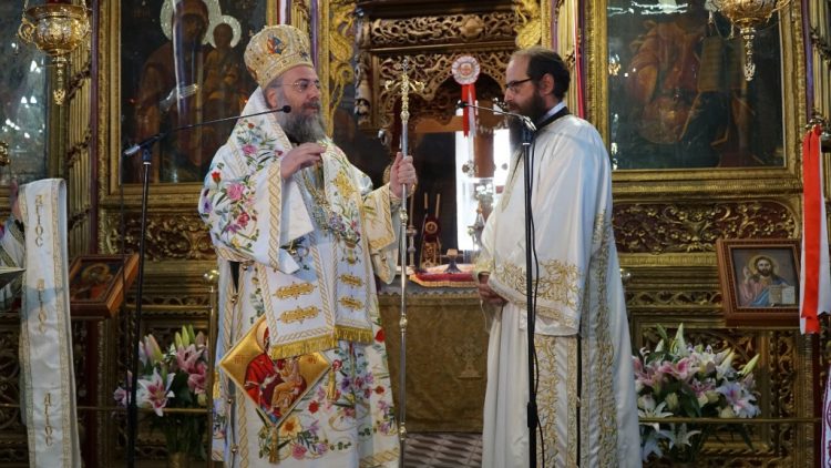 Άξιος, άξιος, άξιος, Χειροτονία Διακόνου στα Τρίκαλα!