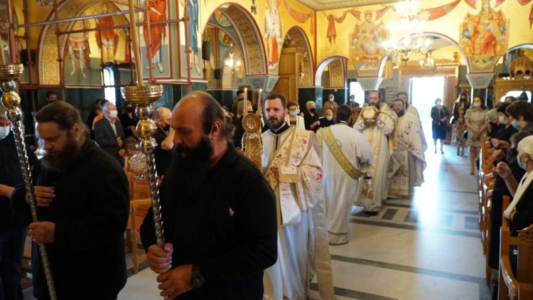 Άξιος Άξιος Άξιος – Πλημμύρισαν χαρά οι καρδιές των Νεοχωριτών