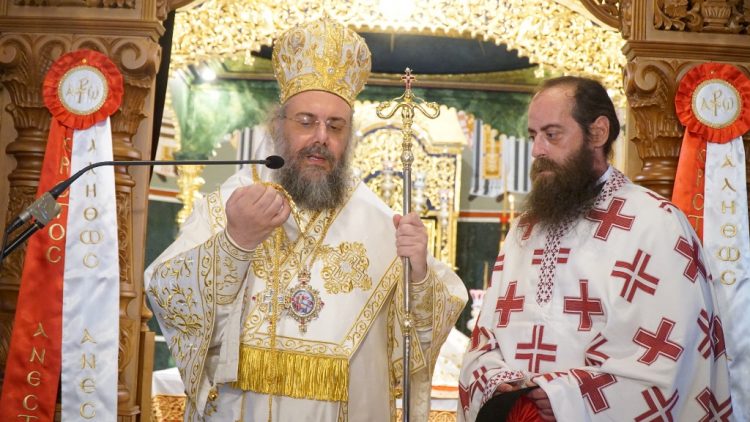 Άξιος Άξιος Άξιος – Πλημμύρισαν χαρά οι καρδιές των Νεοχωριτών