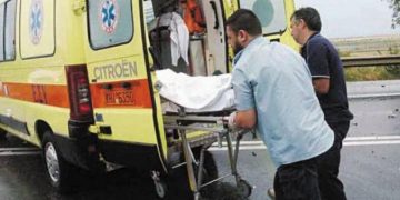«Έσβησε» στο δρόμο από Τρίκαλα για Λάρισα