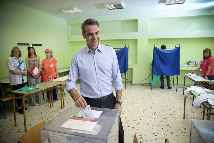 Εκλογές μετά το εμβόλιο;