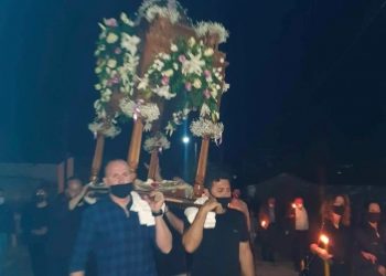 Η Ακολουθία και η περιφορά του Επιταφίου στην Φαρκαδόνα